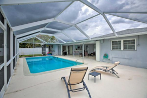 Cozy Escape with Private Yard - 1 Block to Canal!